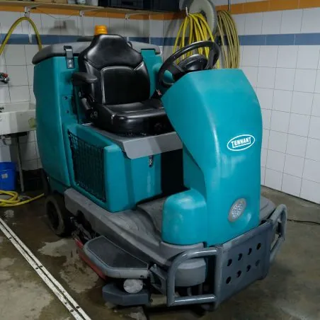 AUTOLAVEUSE AUTOPORTEE OCCASION TENNANT T16 910MM AUTOLAVEUSE AUTOPORTEE OCCASION TENNANT T16 910MM